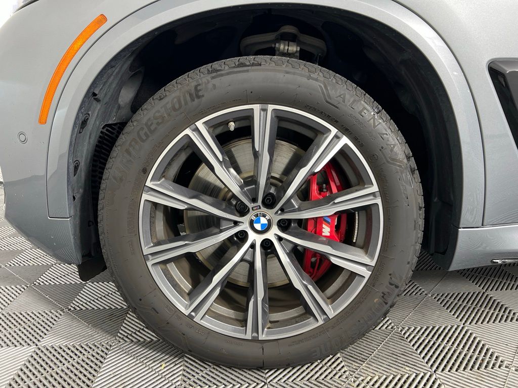 Thumbnail: 2025 BMW X5 - 11