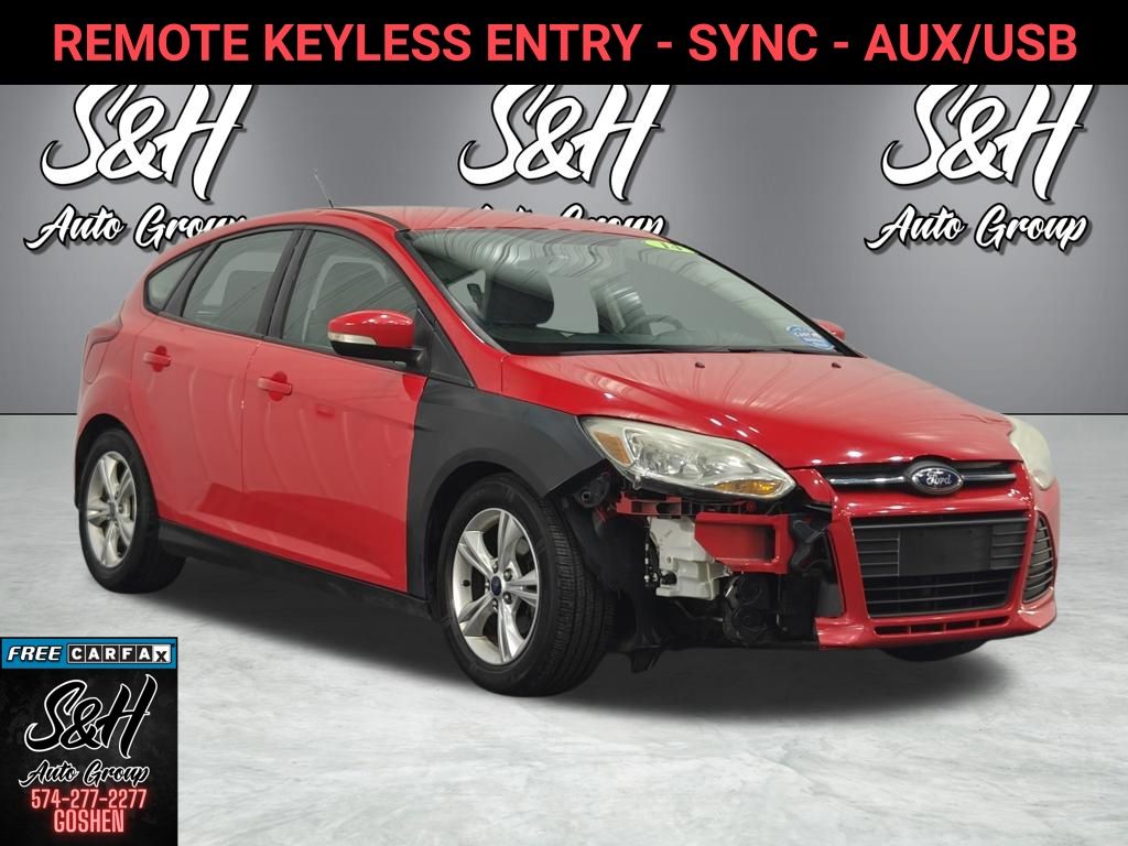 Race Red 2014 Ford Focus SE Hatchback Hatchback Front-Wheel Drive 6-Speed Automatic