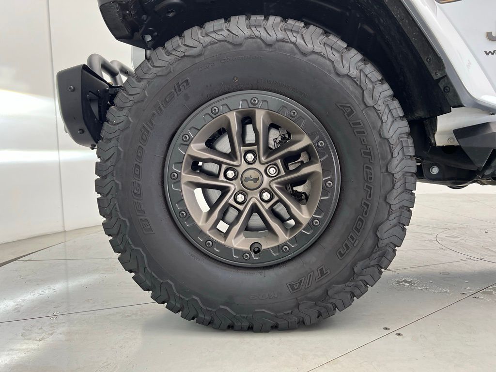 Thumbnail: 2024 Jeep Wrangler - 27