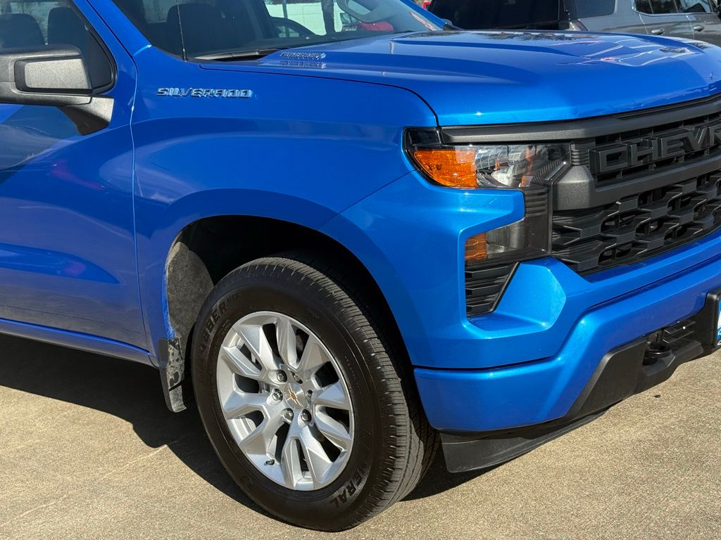 2026 Chevrolet Silverado 1500 Custom - 5