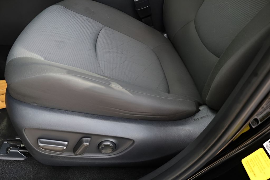 Used Car 2025 Toyota Rav4  Xle For Sale Under $35,000 In Austin, Texas