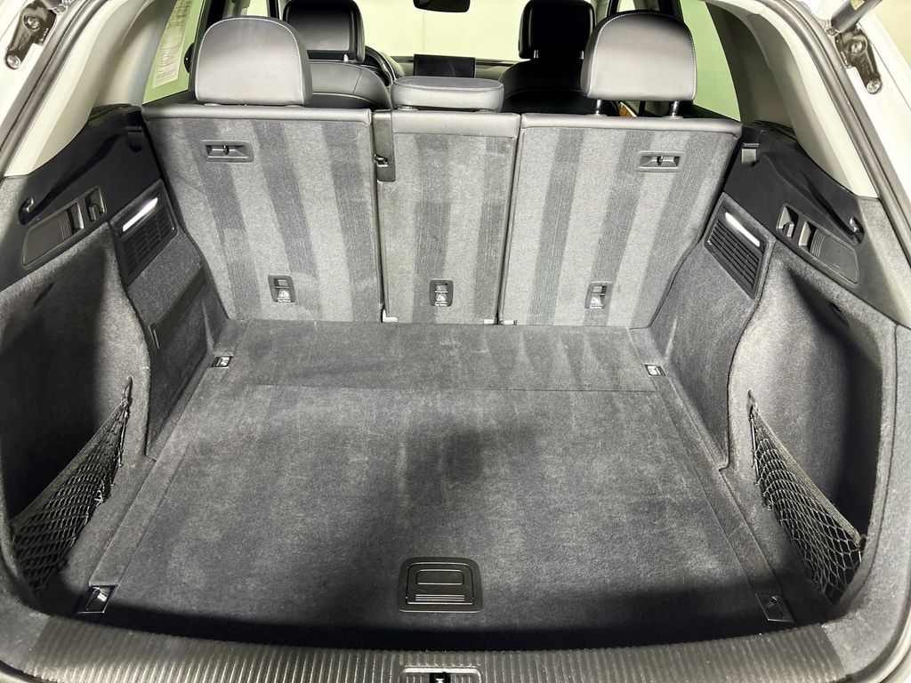 2022 Audi Q5 45 S line Premium