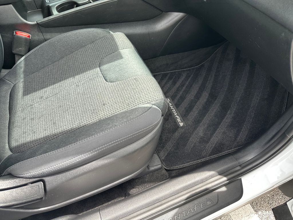 Used Car 2020 Hyundai Santa Fe  Se For Sale Under $20,000 In Austin, Texas