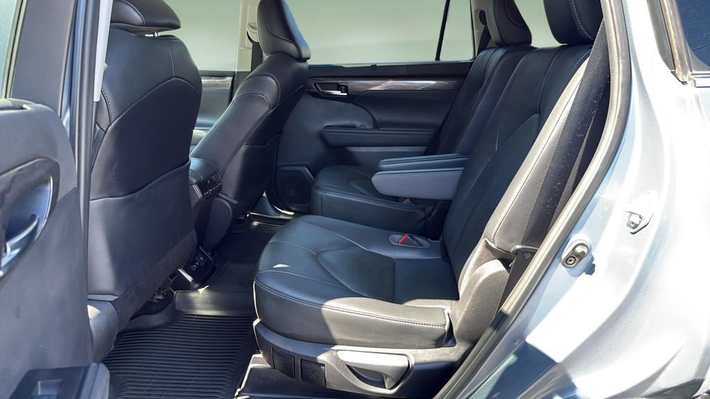 2021 Toyota Highlander Limited  at Bob Ruth Ford