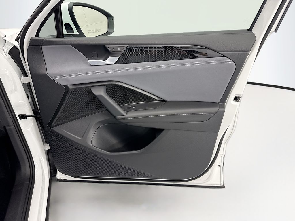 Thumbnail: 2026 Volkswagen Tiguan - 23