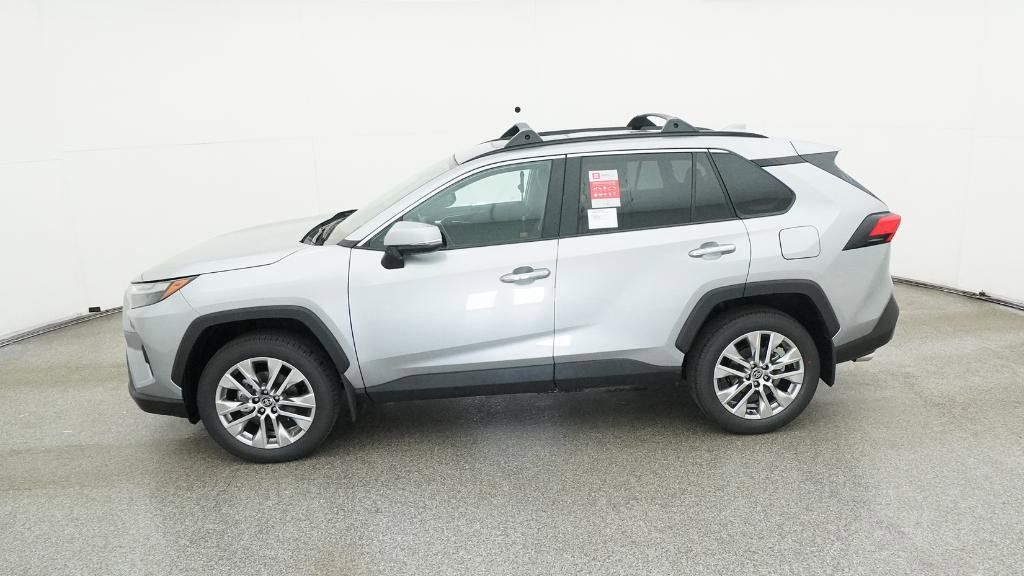 Thumbnail: 2025 Toyota RAV4 - 23