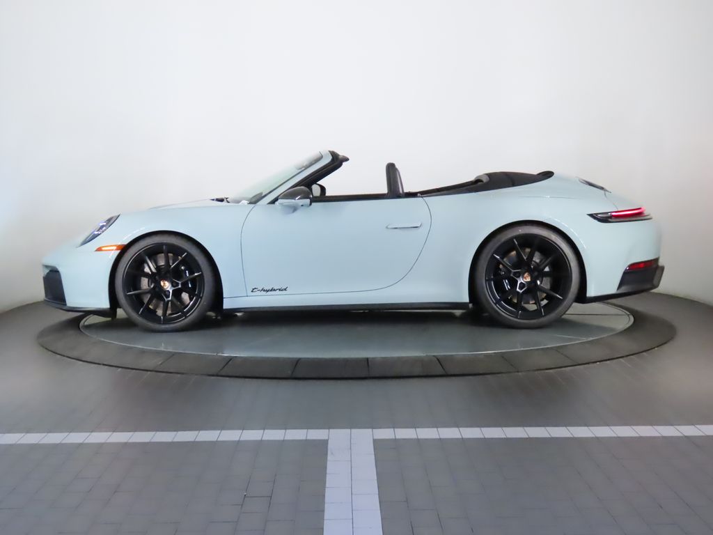 Thumbnail: 2025 Porsche 911 - 12