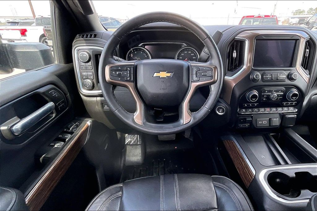 Used 2023 Chevrolet Silverado 3500HD High Country 4D Crew Cab