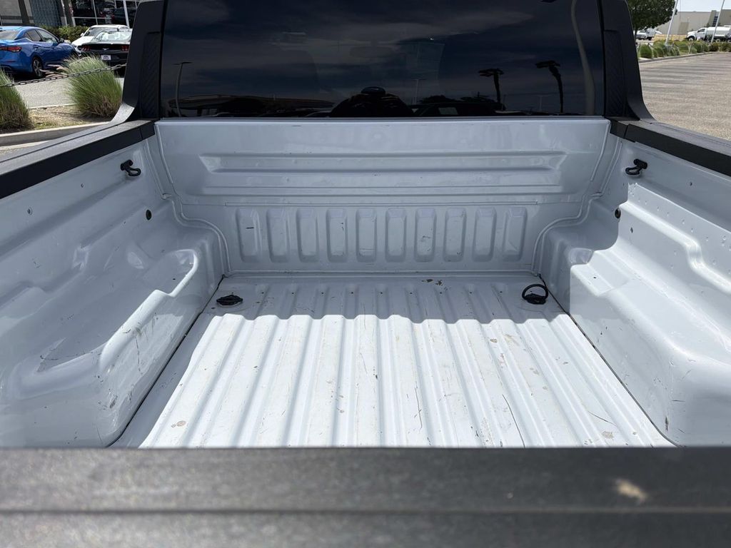 Used 2025 Ford Maverick XLT 4D Crew Cab