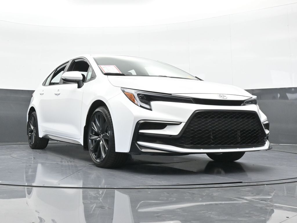 Used 2024 Ice Cap Toyota SE image 57