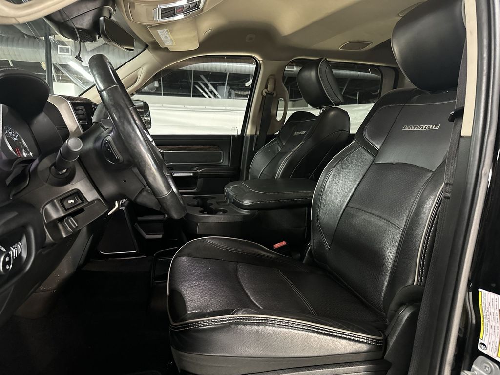 2019 Ram 3500 Laramie - 10