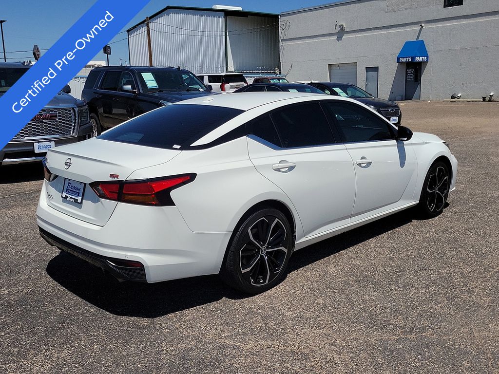 2023 Nissan Altima 2.5 SR - 10
