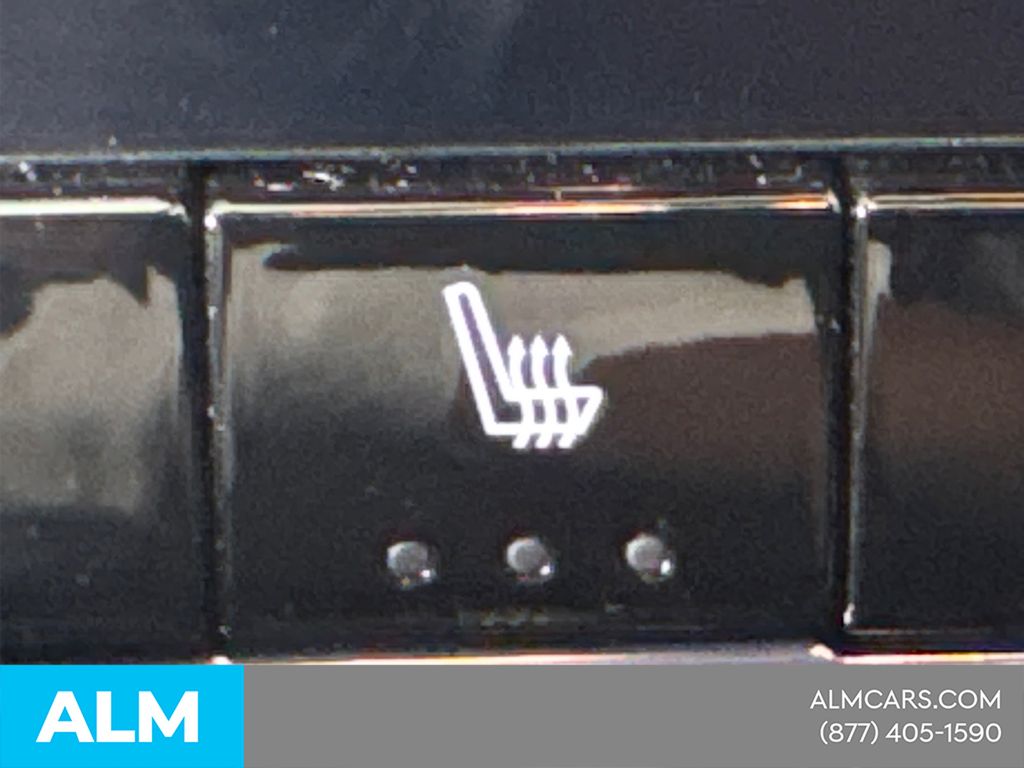 Used 2024 White GMC Elevation image 33