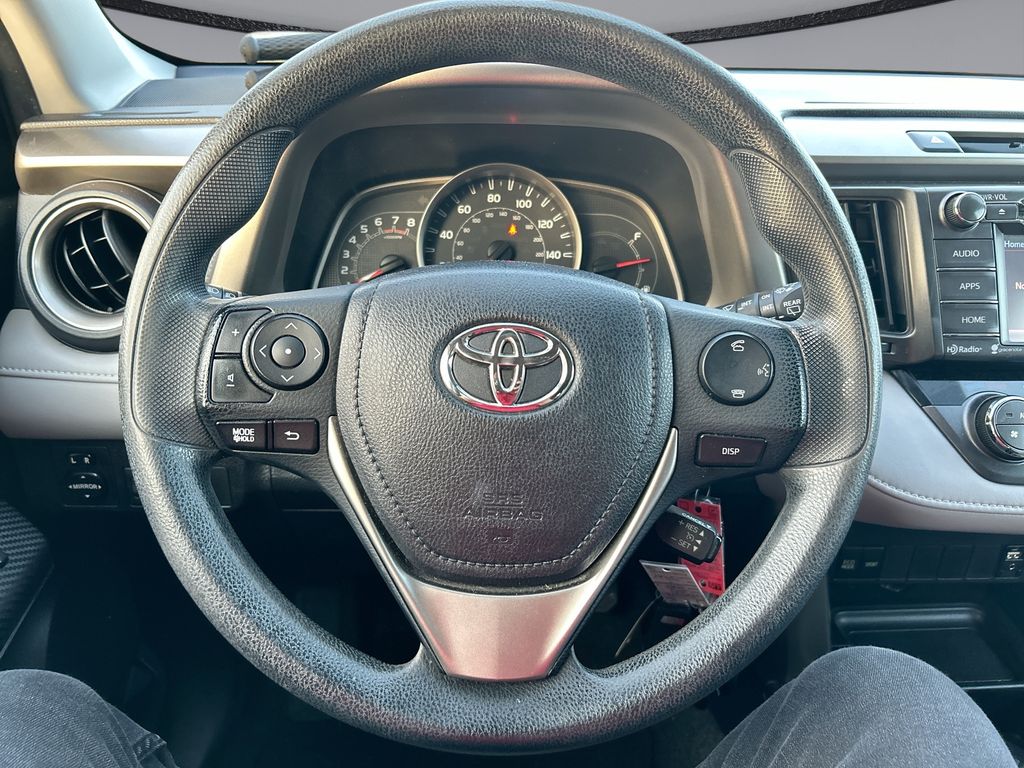 Thumbnail: 2015 Toyota RAV4 - 14