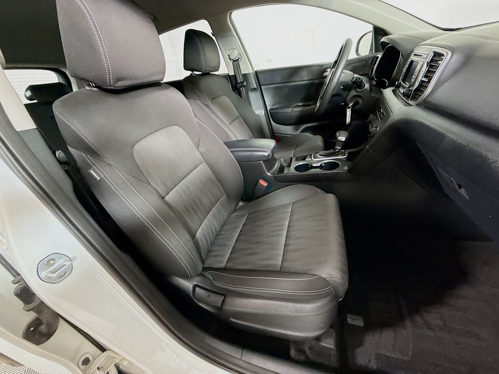 Thumbnail: 2019 Kia Sportage - 26