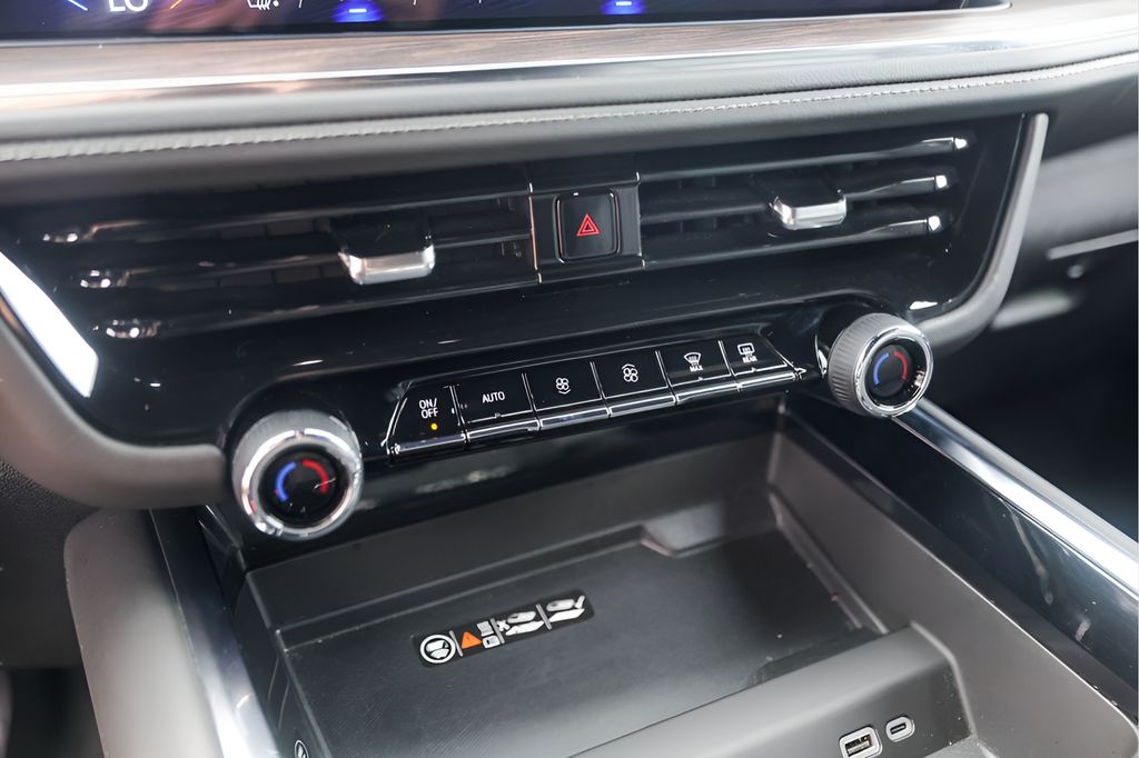 Used Car 2025 Chevrolet Tahoe  Lt For Sale Under $70,000 In Austin, Texas