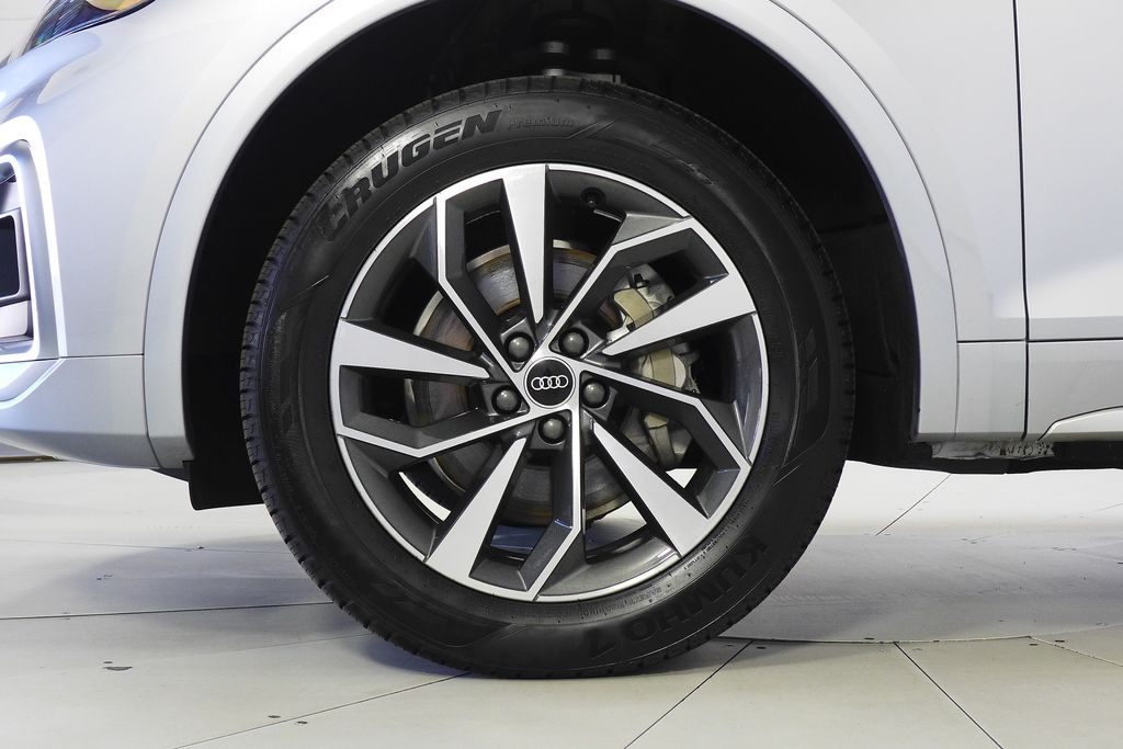 Thumbnail: 2023 Audi Q5 - 5