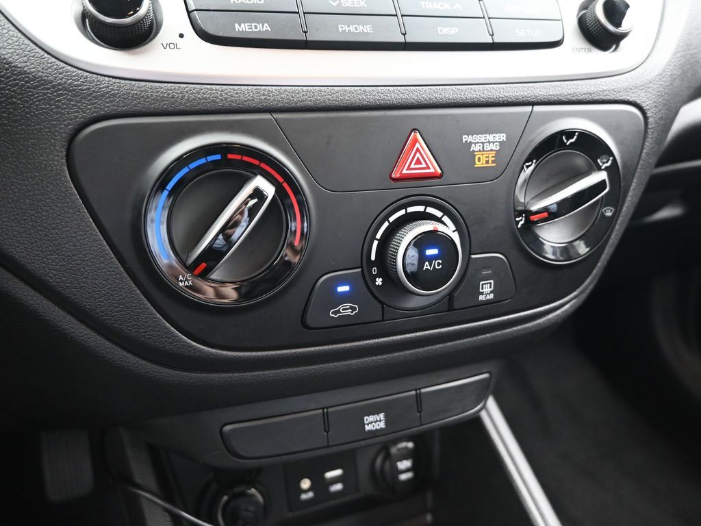 2021 Hyundai ACCENT SEL