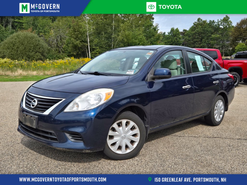  2012 Nissan Versa 1.6 SV   