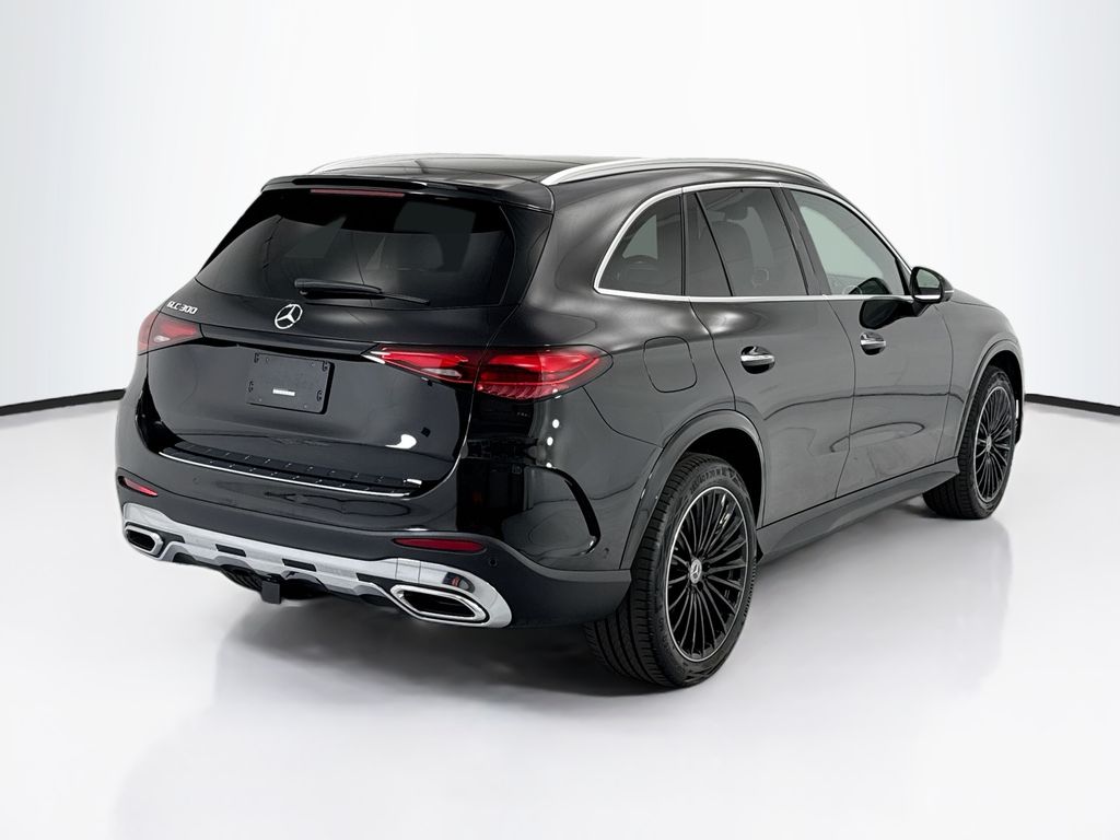 Thumbnail: 2026 Mercedes-Benz GLC - 5