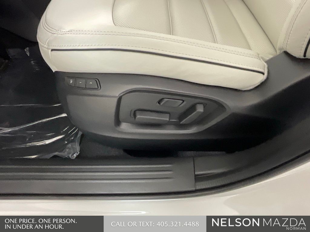 New 2025 White Mazda 2.5 S Preferred Package image 26