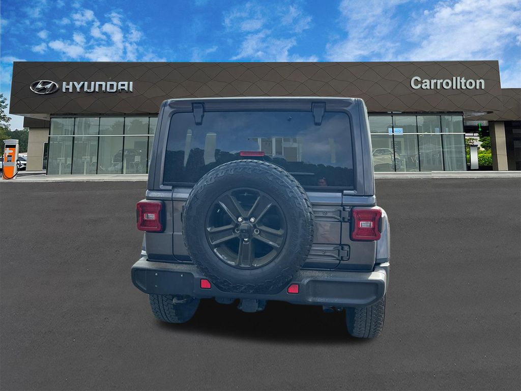 Used 2022 Gray Jeep Unlimited Sahara Altitude image 6