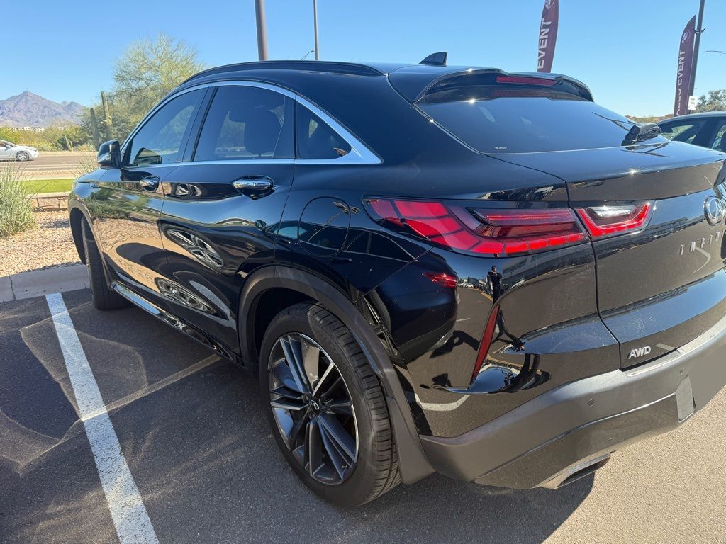 Thumbnail: 2023 INFINITI QX55 - 3