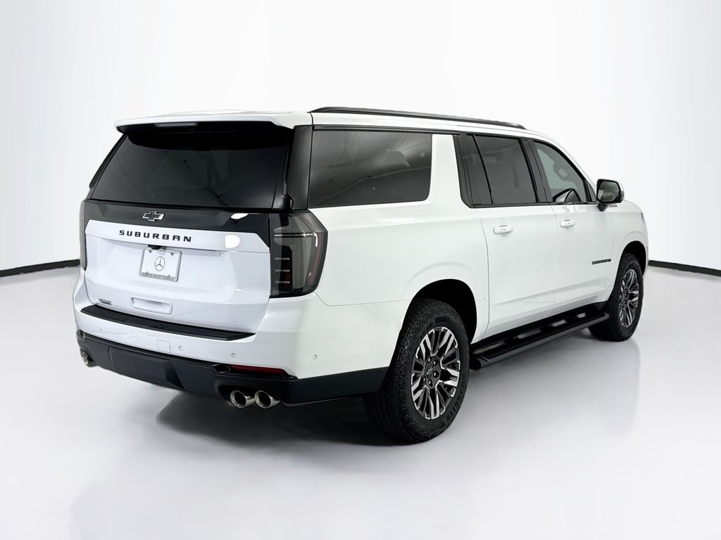Thumbnail: 2026 Chevrolet Suburban - 5