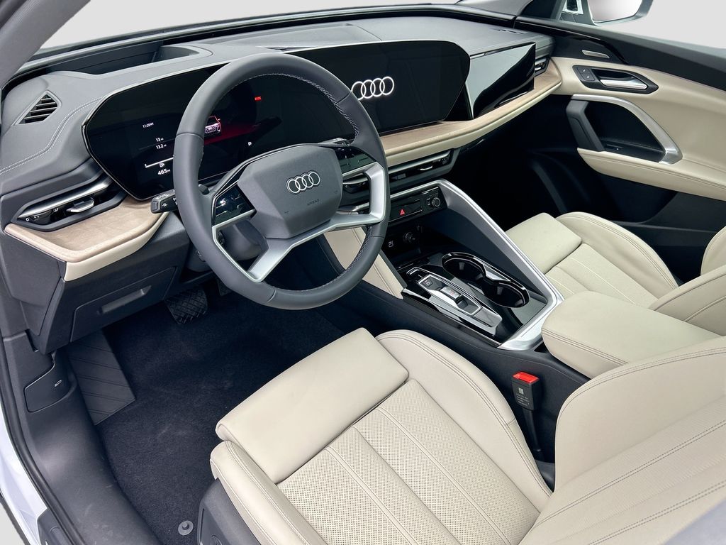 Thumbnail: 2025 Audi Q5 - 10