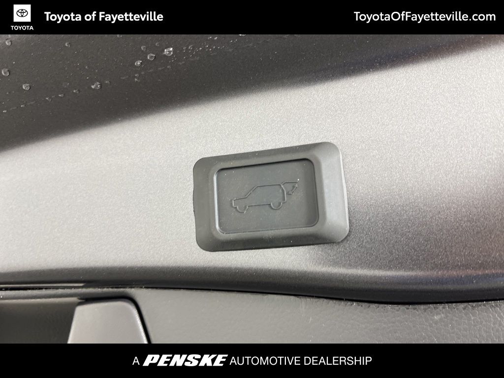 Thumbnail: 2025 Toyota RAV4 - 22