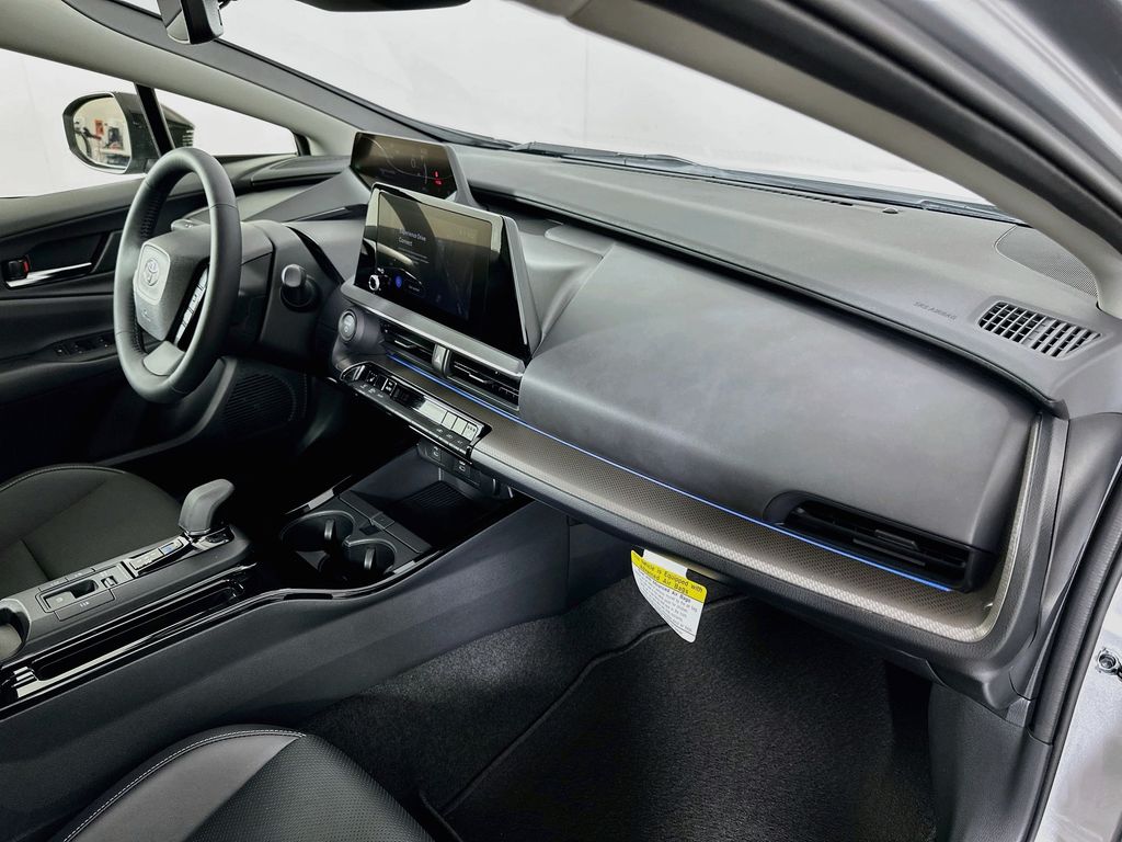 Thumbnail: 2026 Toyota Prius - 29