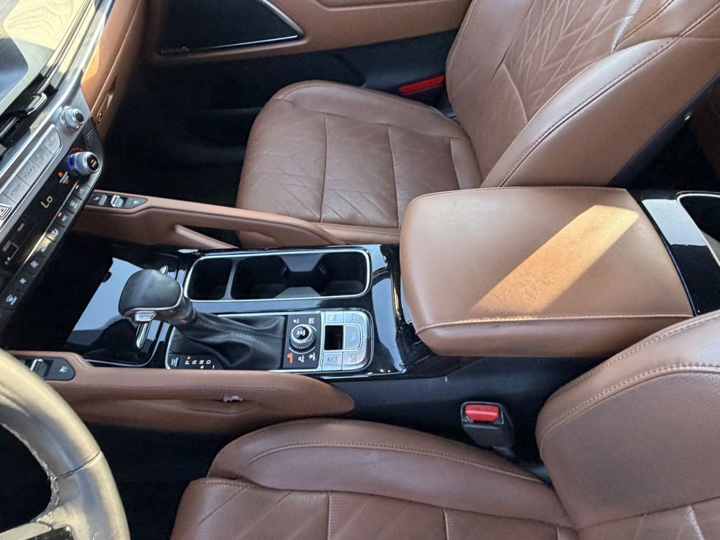 used 2023 Kia Telluride car, priced at $37,692
