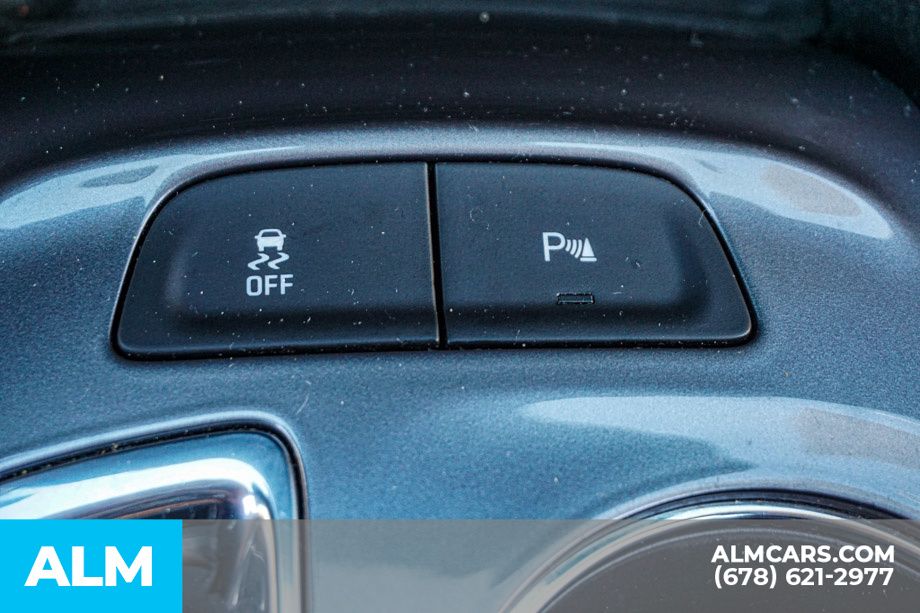 Used 2024 Gray Chevrolet LT image 43