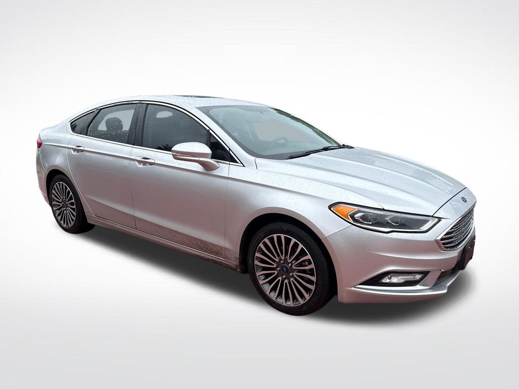 Red (Burgundy) 2017 Ford Fusion SE Sedan Front-Wheel Drive 6-Speed Automatic