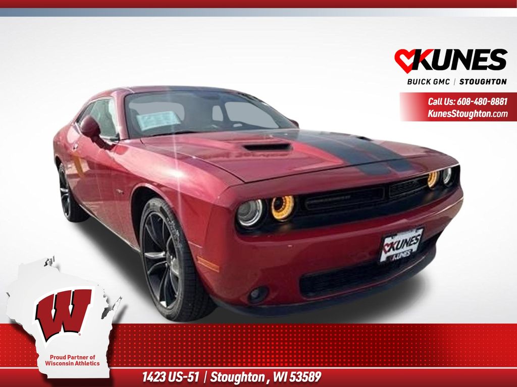 Redline Red Tricoat Pearl 2016 Dodge Challenger Coupe Rear-Wheel Drive 8-Speed Automatic