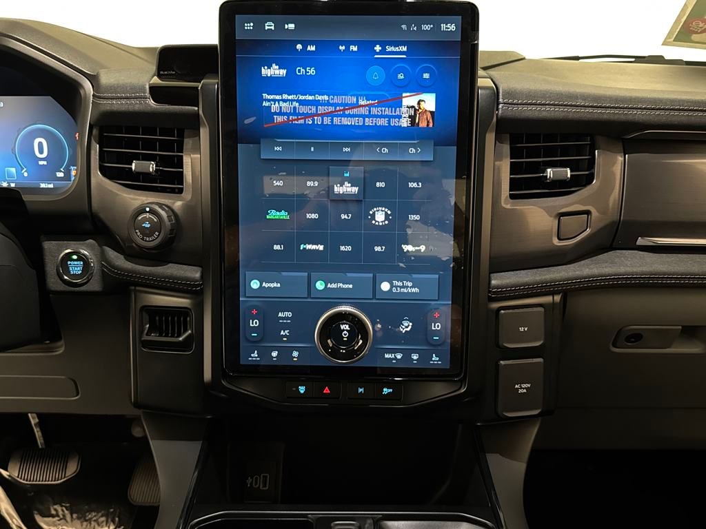 2025 Ford F-150 Lightning photo 9