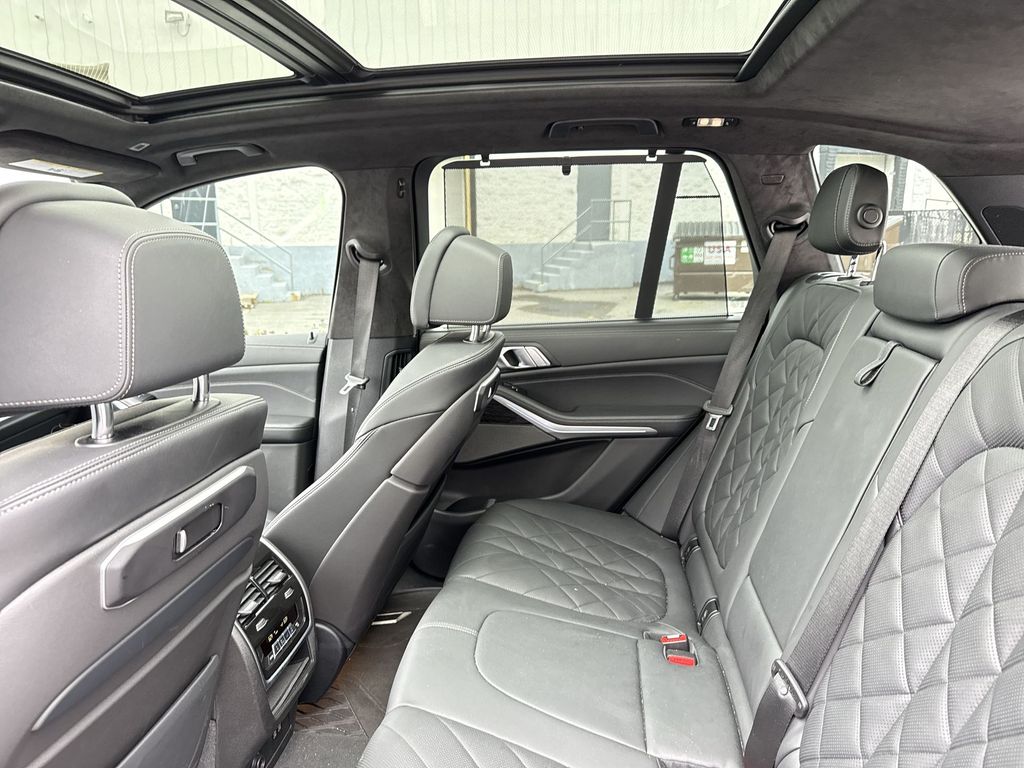 Thumbnail: 2024 BMW X5 - 21