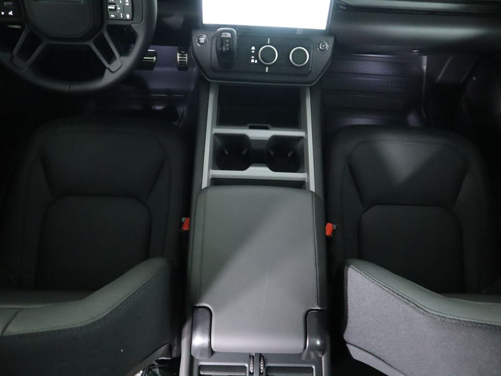 Thumbnail: 2026 Land Rover Defender - 17