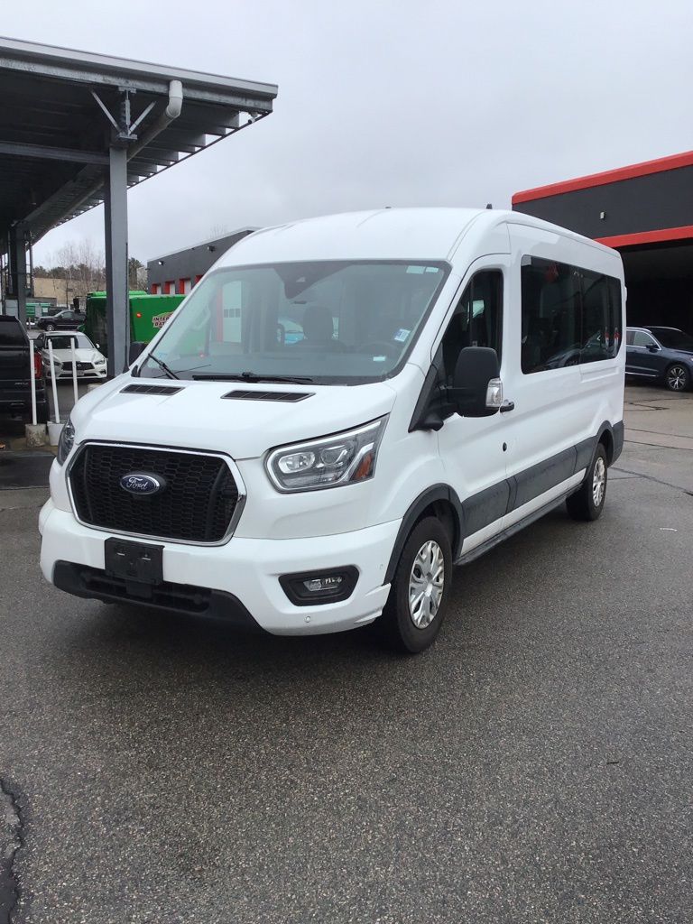 Oxford White 2023 Ford Transit Passenger 350 XLT Medium Roof LB RWD Van Rear-Wheel Drive