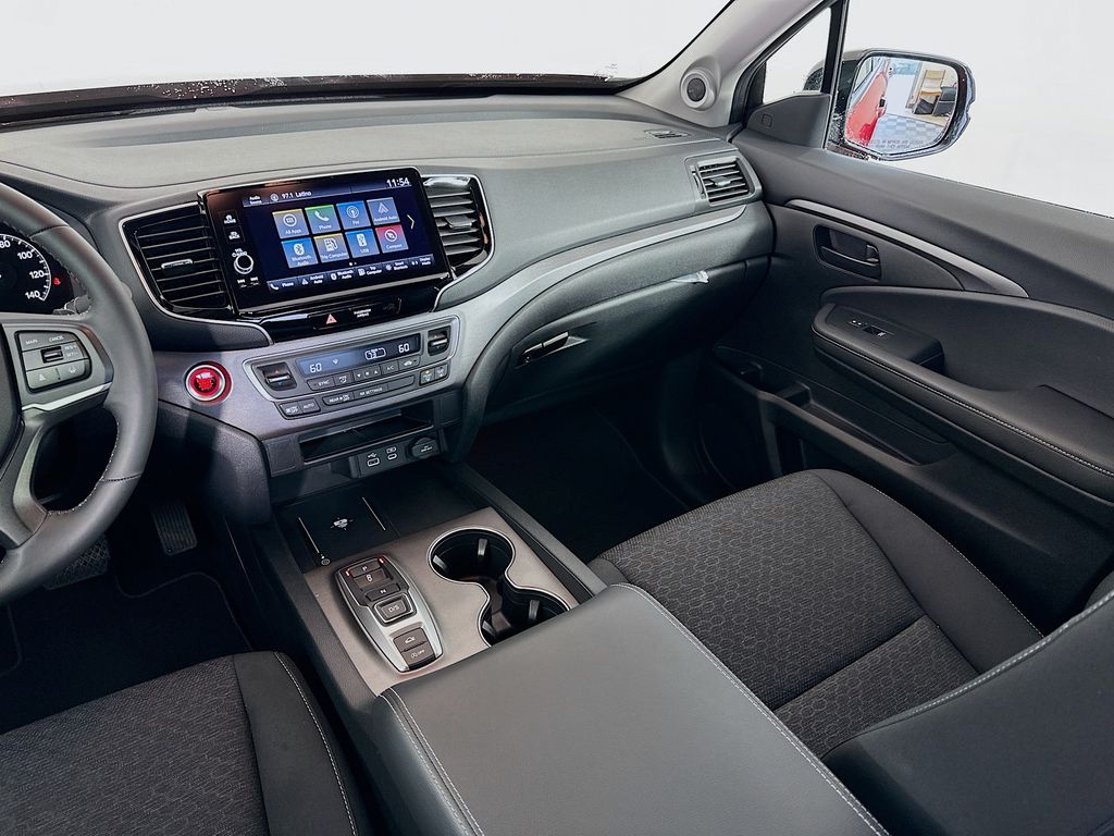 Thumbnail: 2025 Honda Ridgeline - 22