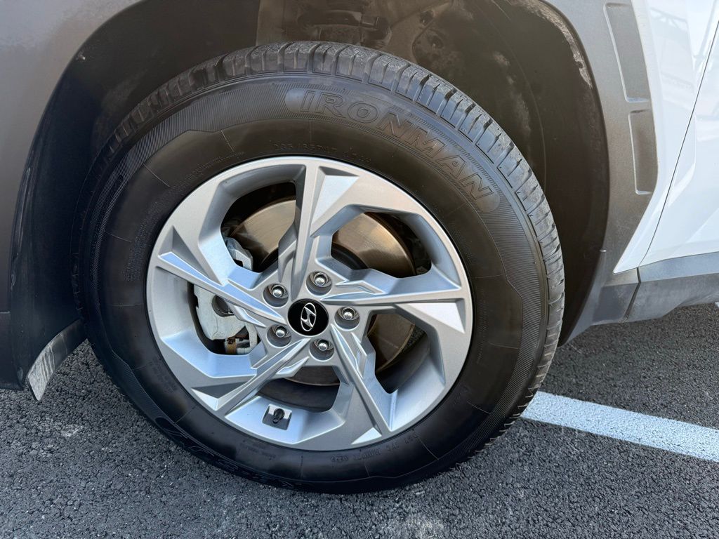 Thumbnail: 2024 Hyundai Tucson - 9