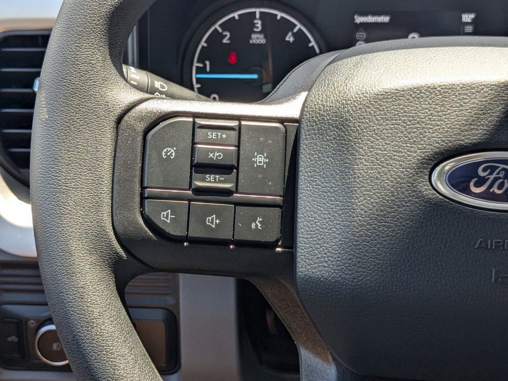 2025 Ford F-350 Chassis XL