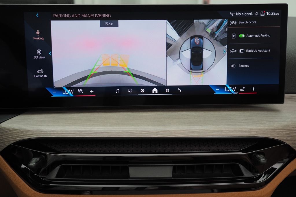 Thumbnail: 2025 BMW 4 Series - 18
