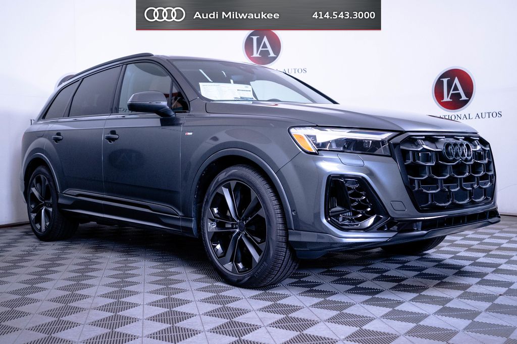 Daytona Gray Pearl Effect 2026 Audi Q7 SUV / Crossover All-Wheel Drive 8-Speed Automatic