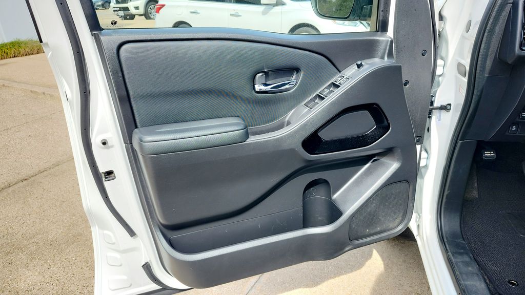 2023 Nissan Frontier