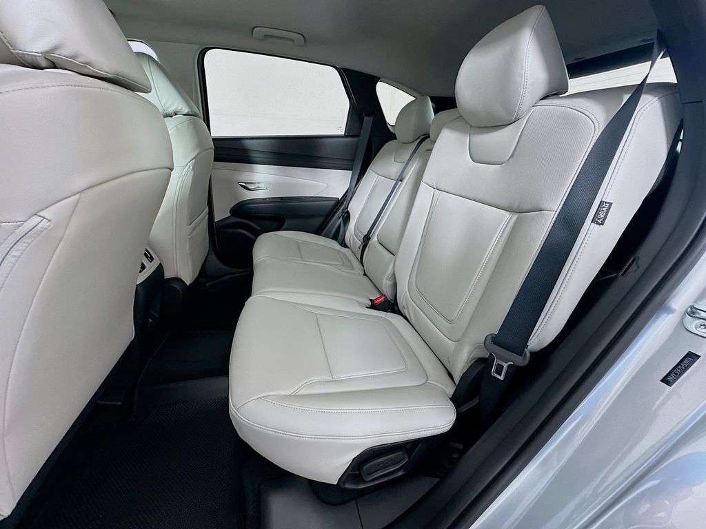 2025 Hyundai Tucson SEL Convenience 17