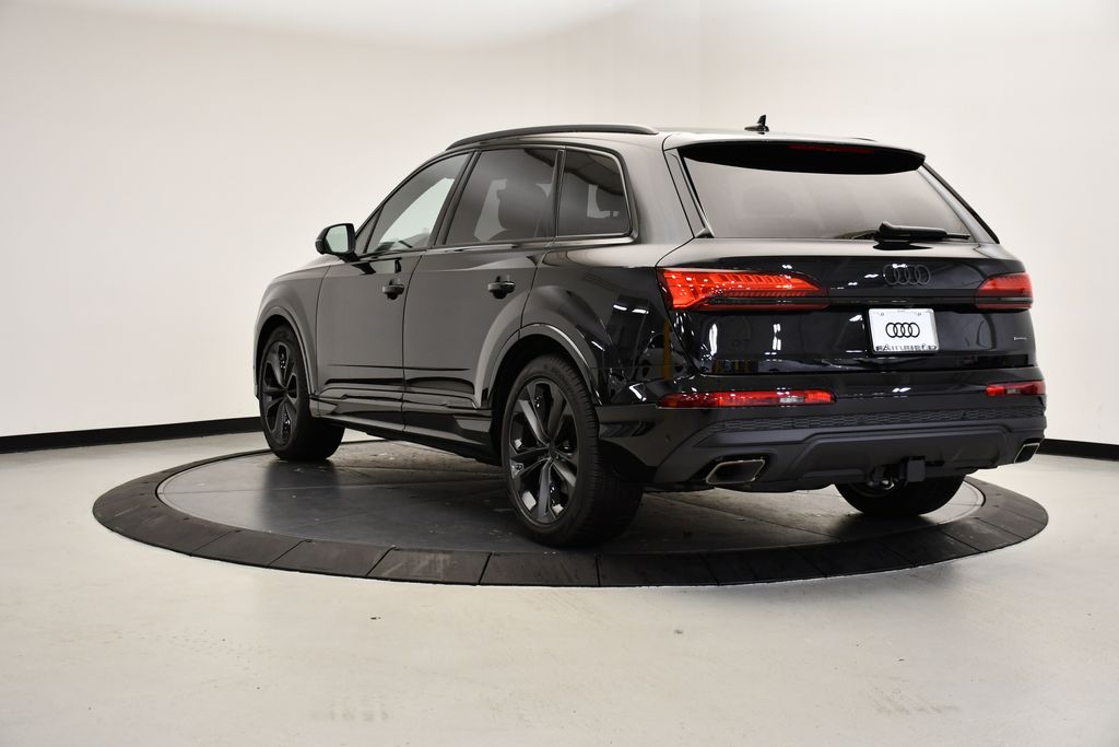 Thumbnail: 2026 Audi Q7 - 3