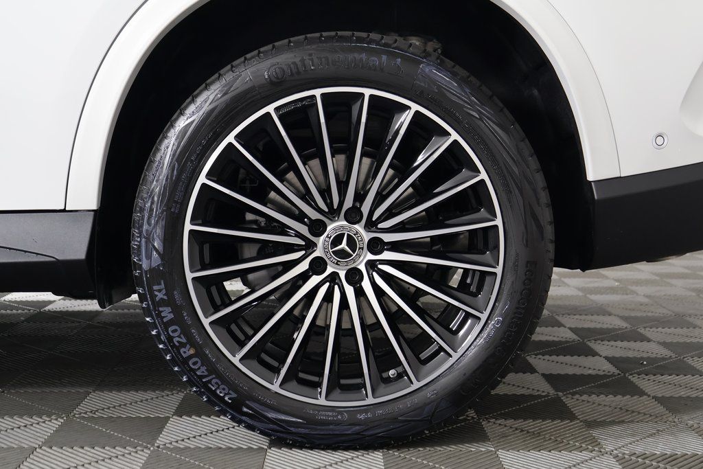 Thumbnail: 2026 Mercedes-Benz GLC - 10