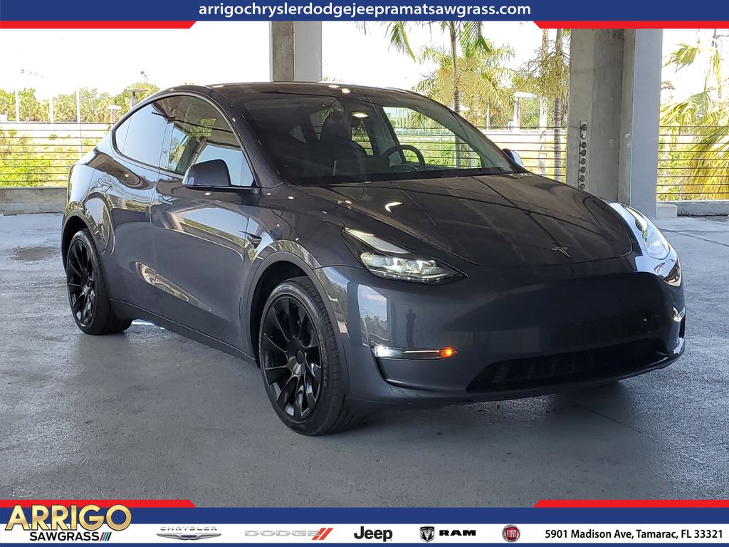 2023 Tesla Model Y Long Range