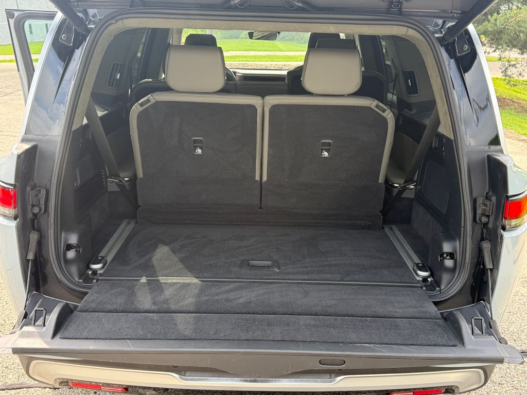 Interior 14